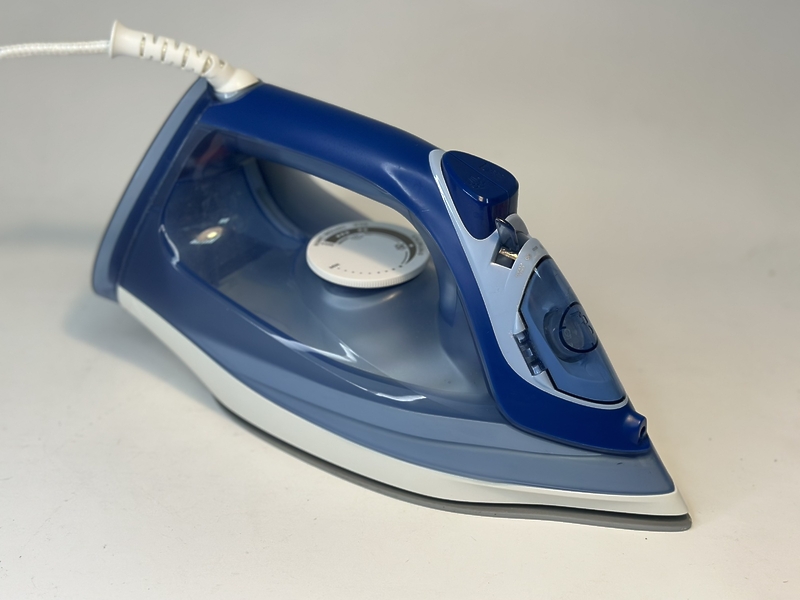 Утюг Philips DST3030, DST3040